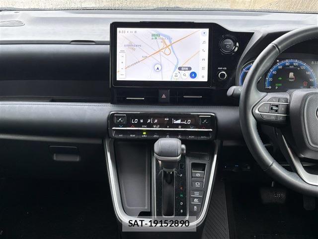 Toyota VOXY HYBRID 2024-04 8746792-24