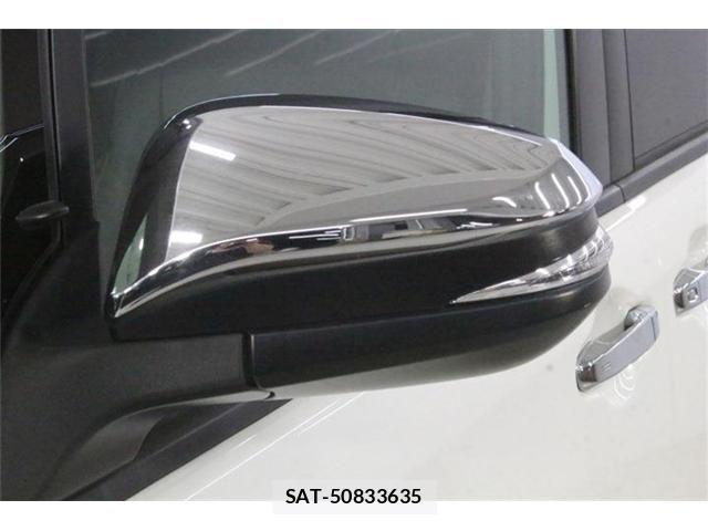 Toyota VOXY HYBRID 2018-01 8746799-16