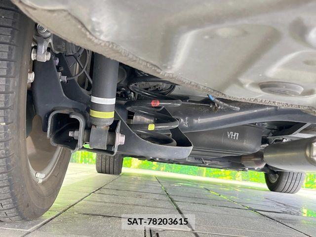 Toyota VOXY HYBRID 2023-08 8746785-19