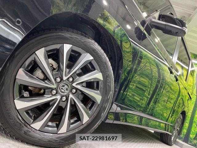 Toyota VOXY HYBRID 2023-10 8746786-14