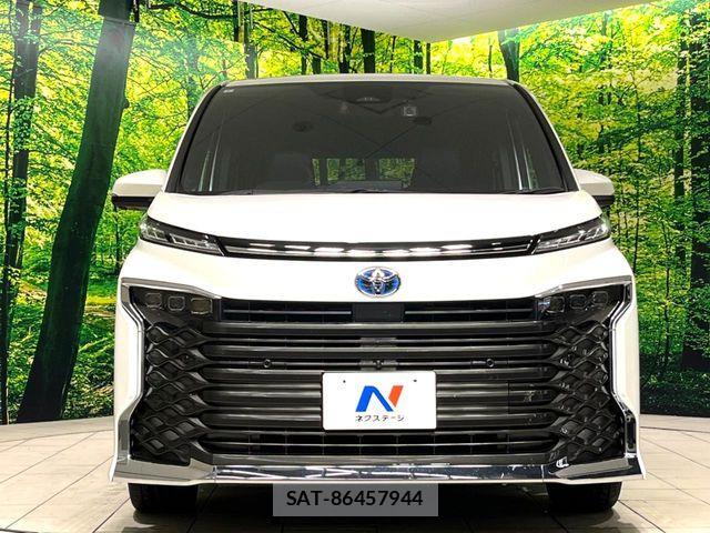 Toyota VOXY HYBRID 2023-09 8746793-15