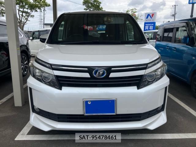 Toyota VOXY HYBRID 2014-03 8746808-0