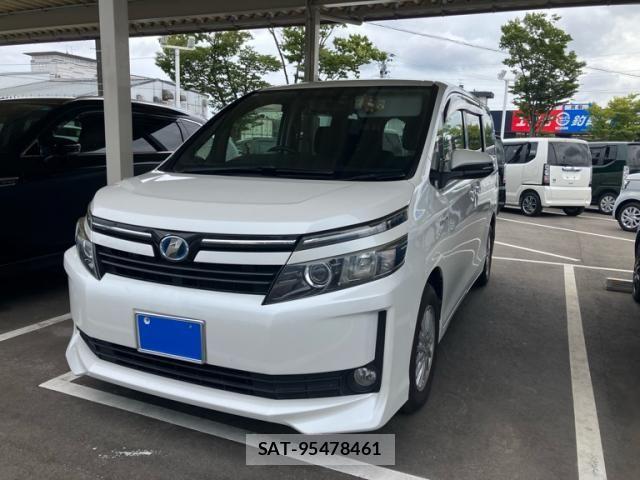 Toyota VOXY HYBRID 2014-03 8746808-1