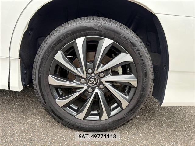 Toyota VOXY HYBRID 2025-10 8746767-10