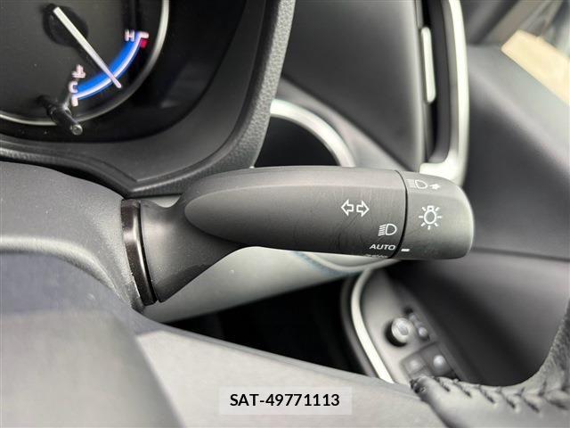 Toyota VOXY HYBRID 2025-10 8746767-22