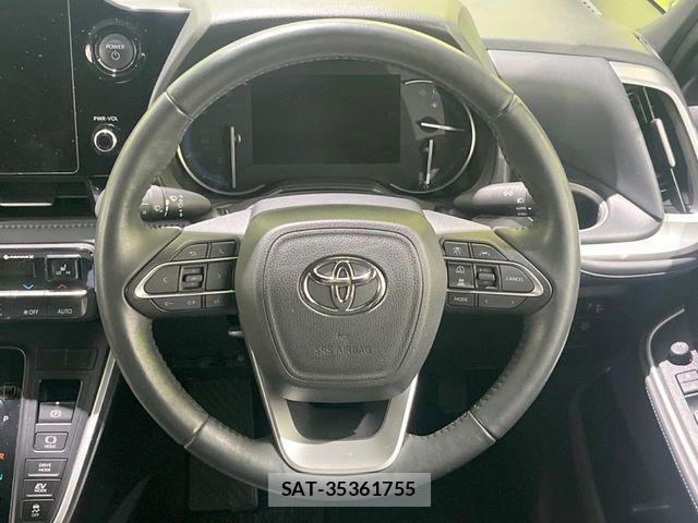 Toyota VOXY HYBRID 2023-10 8746777-11