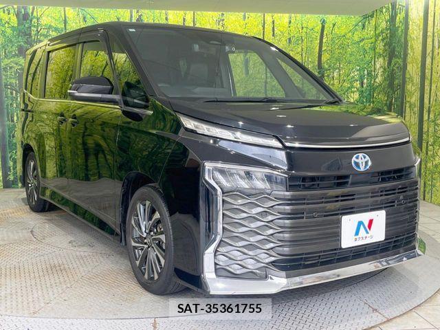 Toyota VOXY HYBRID 2023-10 8746777-16