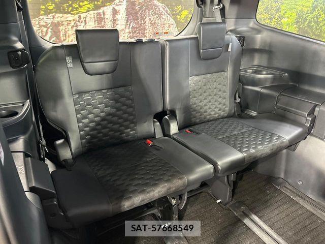 Toyota VOXY HYBRID 2022-08 8746787-9