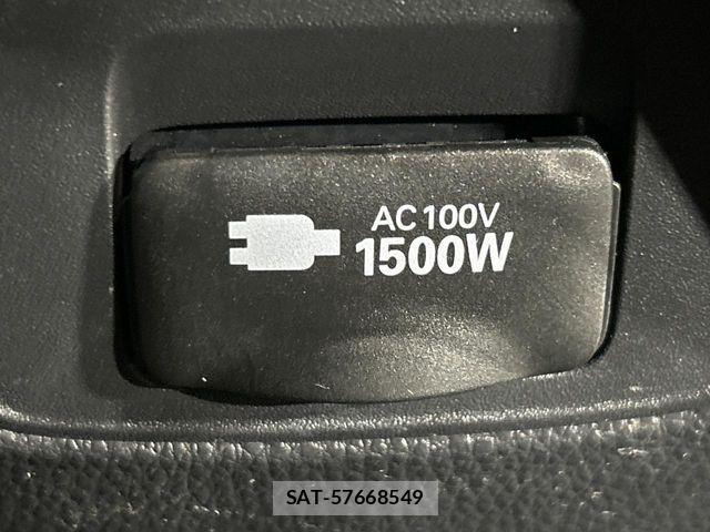 Toyota VOXY HYBRID 2022-08 8746787-4