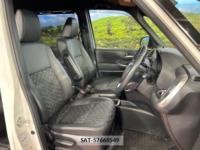 Toyota VOXY HYBRID 2022-08 8746787-7