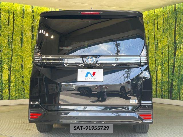 Toyota VOXY HYBRID 2022-11 8746780-15
