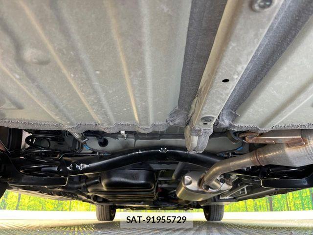 Toyota VOXY HYBRID 2022-11 8746780-18