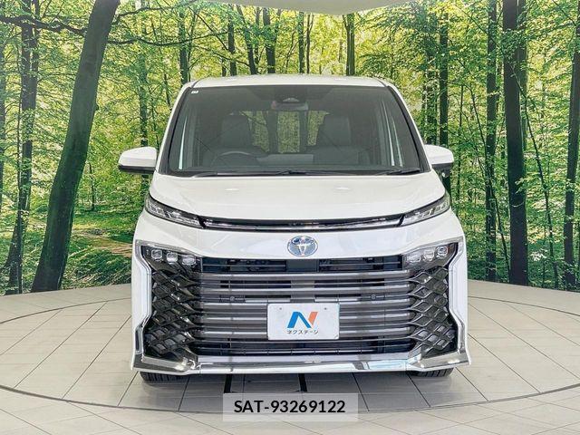 Toyota VOXY HYBRID 2025-07 8746773-14