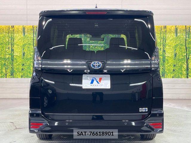Toyota VOXY HYBRID 2024-01 8746775-15