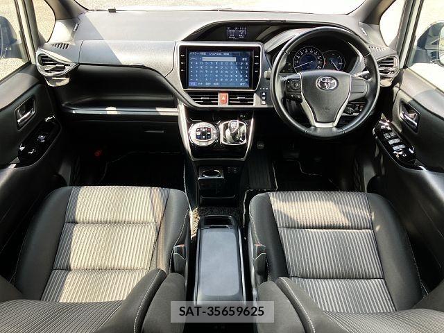Toyota VOXY HYBRID 2019-10 8744252-1