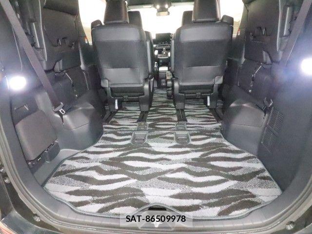 Toyota VOXY HYBRID 2022-10 8746789-12