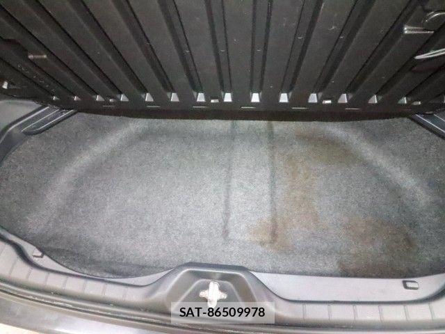 Toyota VOXY HYBRID 2022-10 8746789-13