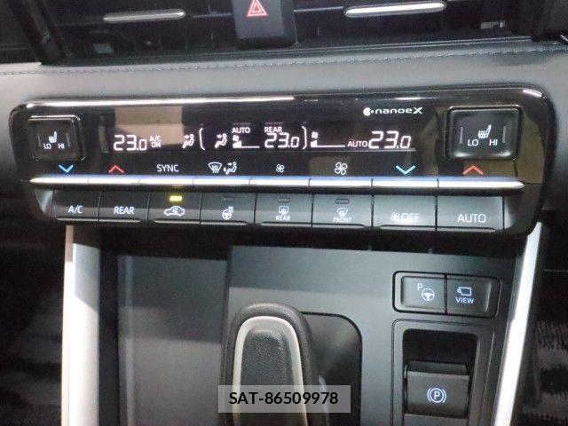 Toyota VOXY HYBRID 2022-10 8746789-19