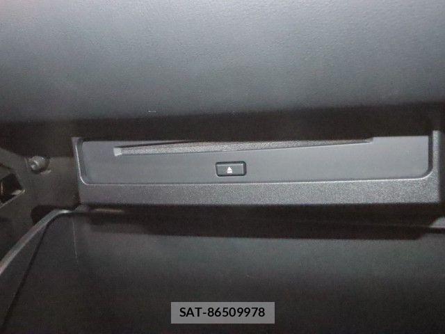 Toyota VOXY HYBRID 2022-10 8746789-26