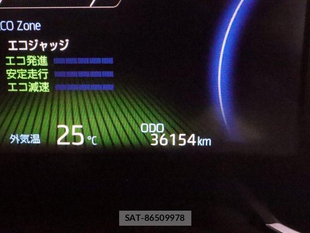 Toyota VOXY HYBRID 2022-10 8746789-28