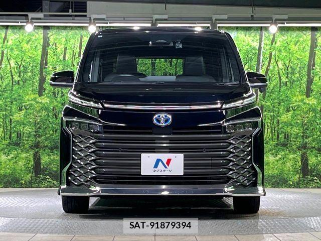 Toyota VOXY HYBRID 2022-03 8782590-14