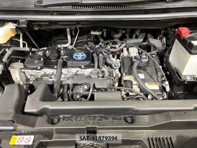 Toyota VOXY HYBRID 2022-03 8782590-18