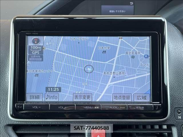 Toyota VOXY HYBRID 2014-05 8783081-20