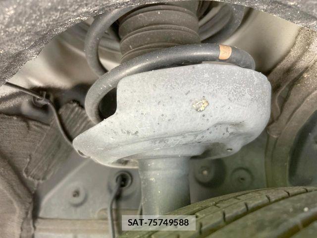 Toyota VOXY HYBRID 2024-03 8782592-19