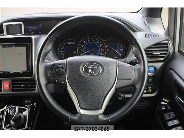 Toyota VOXY HYBRID 2017-10 8783082-23