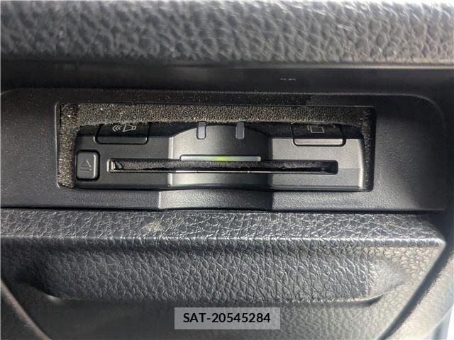 Toyota VOXY HYBRID 2015-06 8797925-25