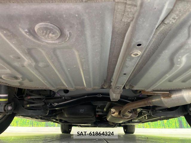 Toyota VOXY HYBRID 2024-07 8797912-18
