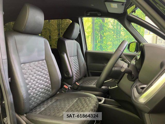 Toyota VOXY HYBRID 2024-07 8797912-7