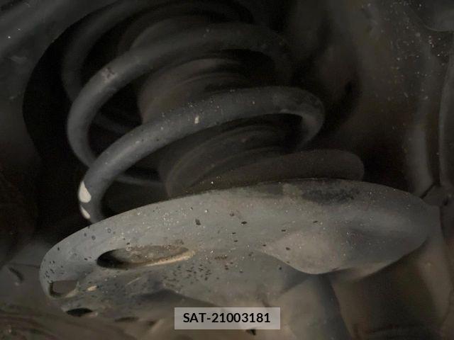 Toyota VOXY HYBRID 2020-09 8797918-19