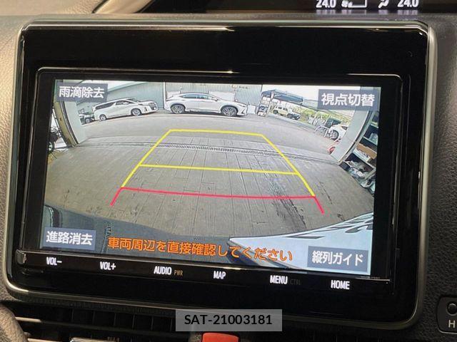 Toyota VOXY HYBRID 2020-09 8797918-3