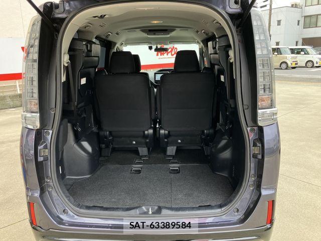 Toyota VOXY HYBRID 2014-05 8797923-14