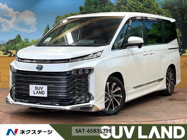 Toyota VOXY HYBRID 2024-10 8797909-0