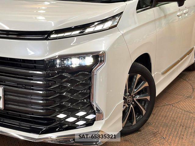 Toyota VOXY HYBRID 2024-10 8797909-11