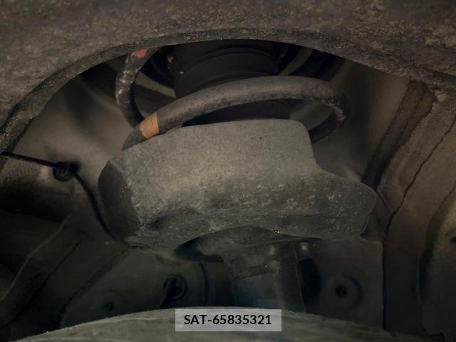 Toyota VOXY HYBRID 2024-10 8797909-19
