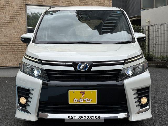 Toyota VOXY HYBRID 2016-03 8797922-9