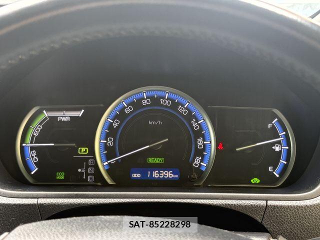 Toyota VOXY HYBRID 2016-03 8797922-3