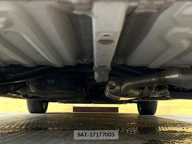 Toyota VOXY HYBRID 2022-08 8797914-19