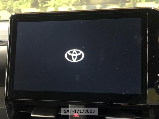 Toyota VOXY HYBRID 2022-08 8797914-2