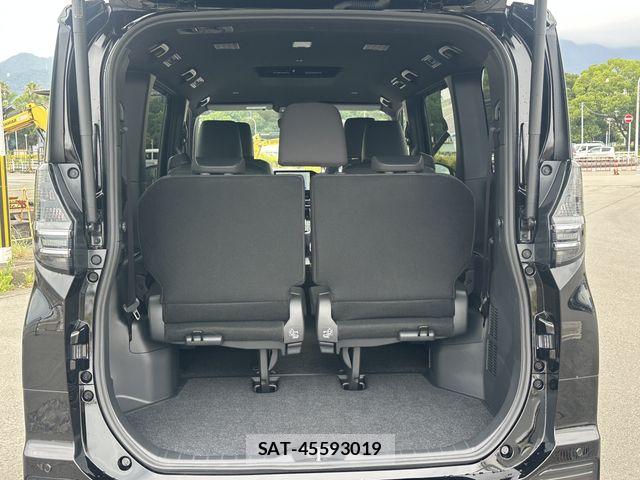 Toyota VOXY HYBRID 2026-09 8832418-20
