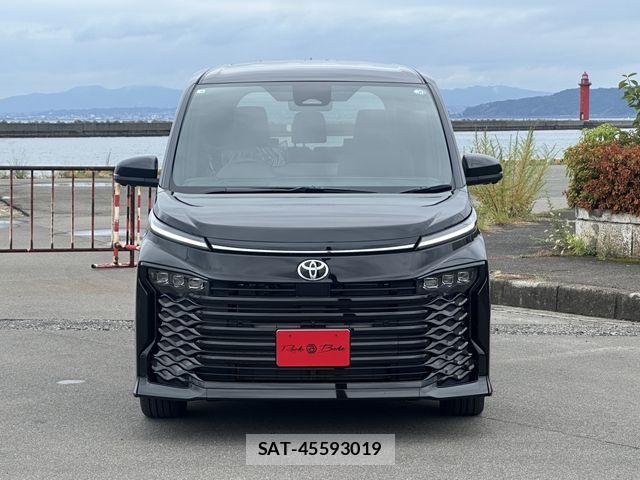 Toyota VOXY HYBRID 2026-09 8832418-24