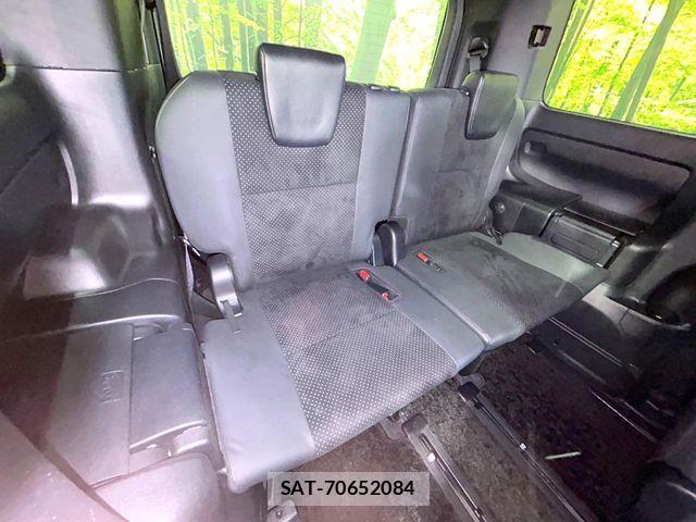 Toyota VOXY HYBRID 2020-10 8832439-10