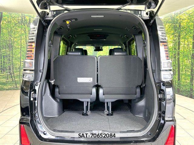 Toyota VOXY HYBRID 2020-10 8832439-11