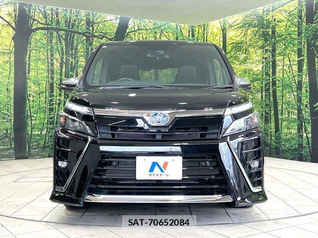 Toyota VOXY HYBRID 2020-10 8832439-14