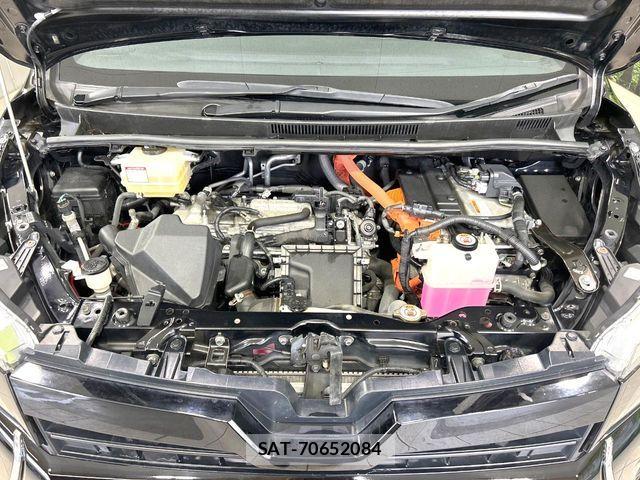 Toyota VOXY HYBRID 2020-10 8832439-18