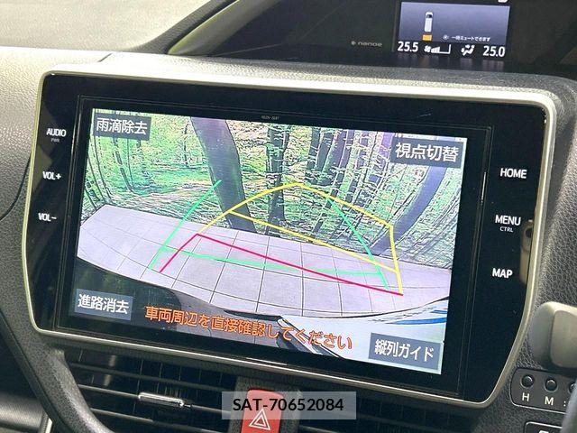 Toyota VOXY HYBRID 2020-10 8832439-3