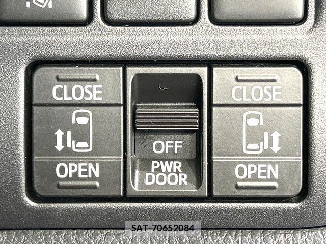 Toyota VOXY HYBRID 2020-10 8832439-5